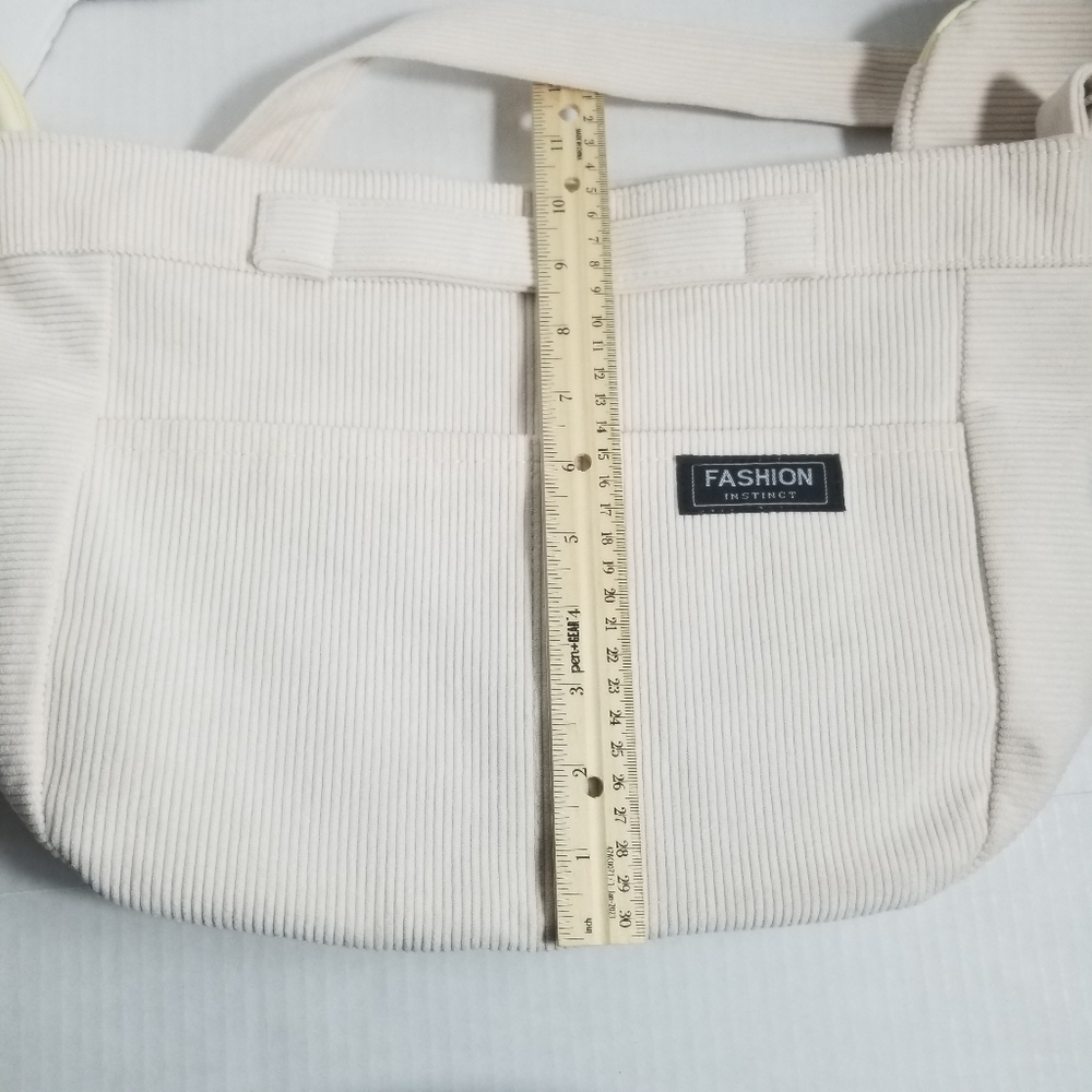 NWOT FASHION INSTINCT CREAMY WHITE CROSSBODY PURSE WITH CORD CASE - Picture 5 of 11